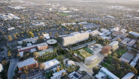From campus to city: lessons from a decentralised microgrid