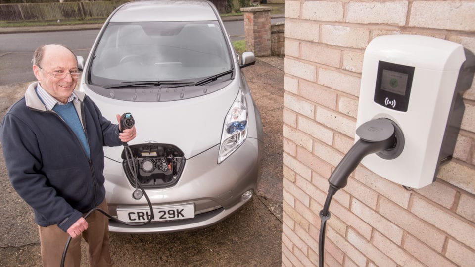 EV trial offers free smart chargers